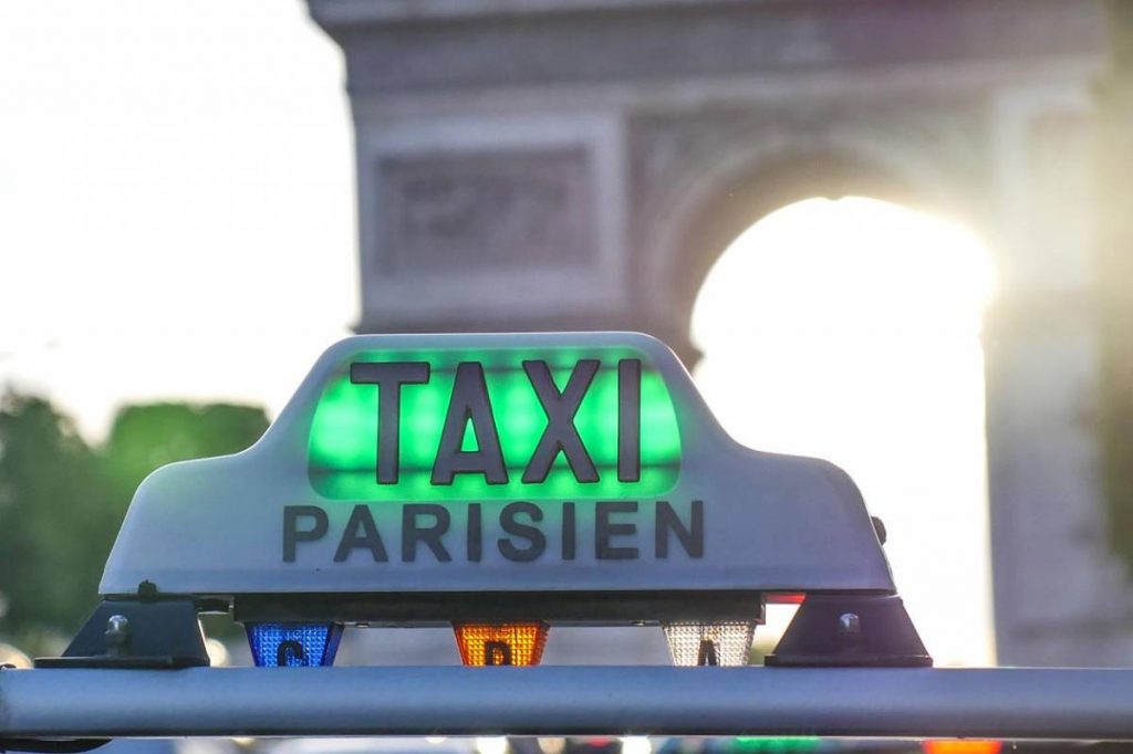 VTC ou Taxi : Comment encaisser les cartes bancaires en mobilité ?