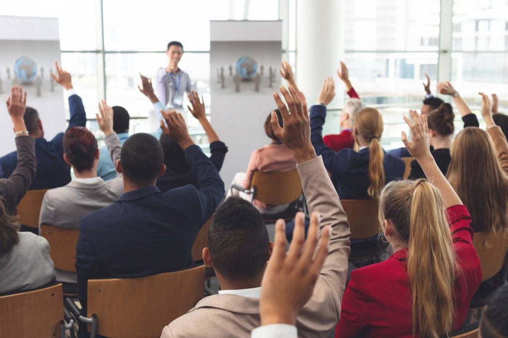 Organiser un séminaire : comment trouver une salle à louer ?