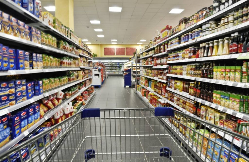 Comment aménager les étagères de votre magasin pour un impact maximum ?