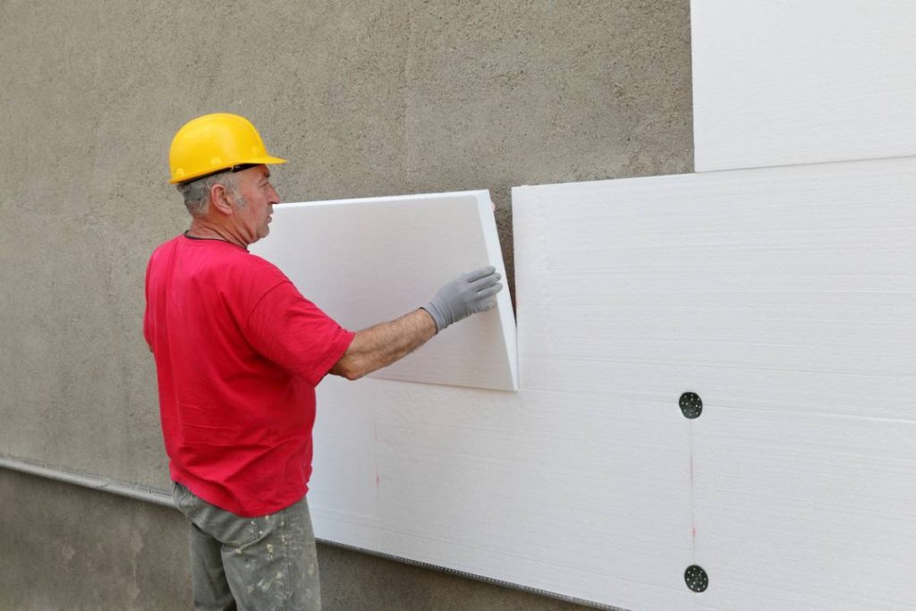 Insonorisation industrielle : comment choisir votre mur anti-bruit ?
