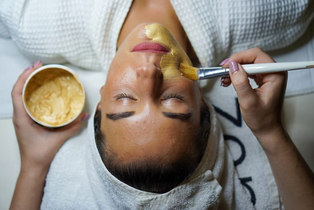 Comment choisir un grossiste de produits cosmétiques bio pour son spa ?